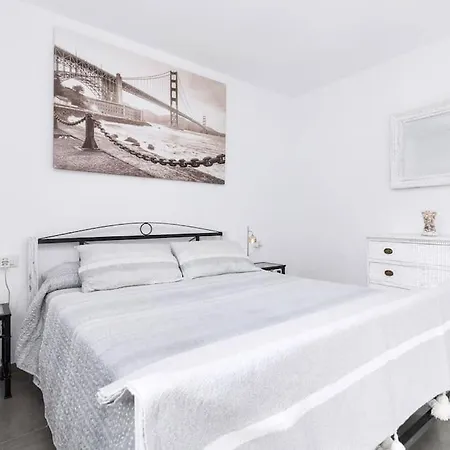 Apartment B-rent Alisios Playa Isla Bonita *